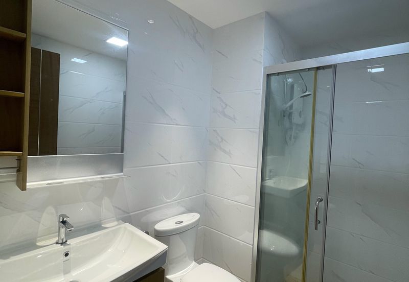 Carnelian Tower Forest City