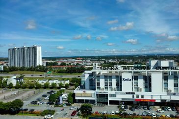 Sky Gardens Residences