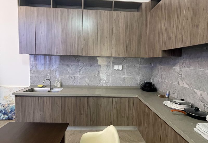 Forest City Golf Resort, Gelang Petah