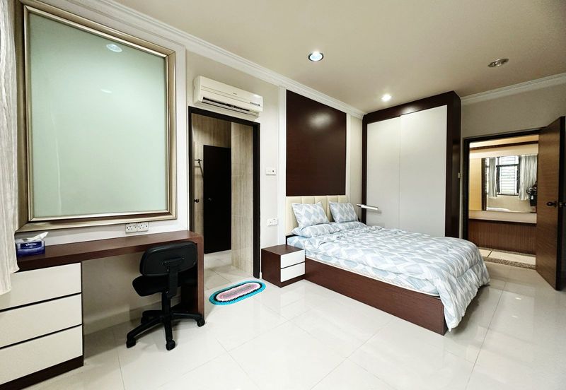 Palm Gardens Condominium