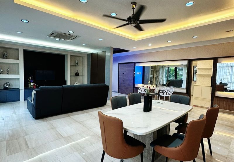 Palm Gardens Condominium