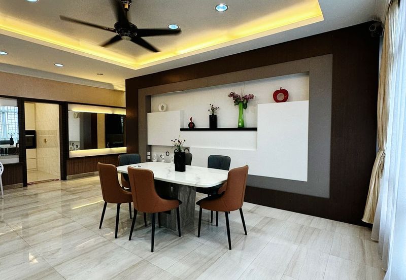 Palm Gardens Condominium