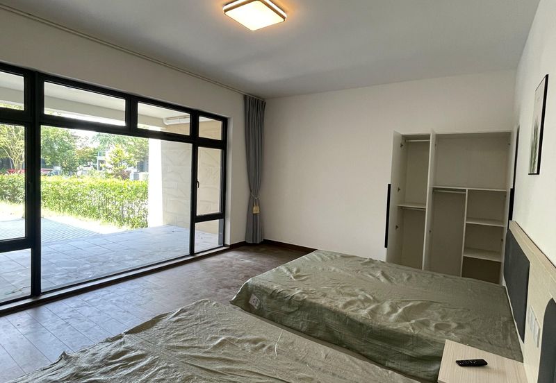 Forest City Golf Resort, Gelang Petah