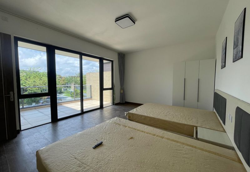 Forest City Golf Resort, Gelang Petah