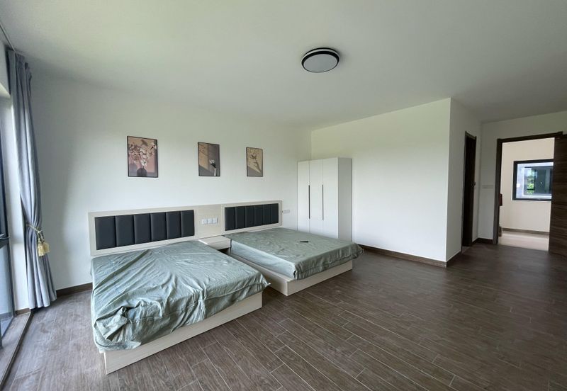 Forest City Golf Resort, Gelang Petah