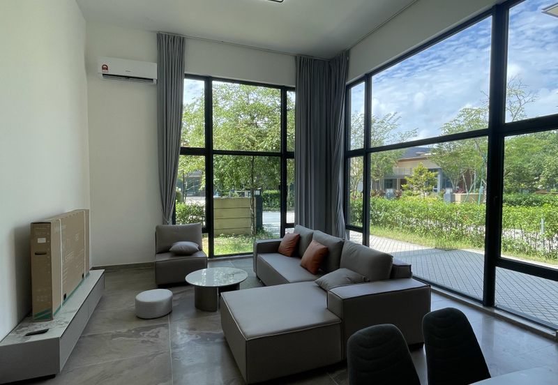 Forest City Golf Resort, Gelang Petah