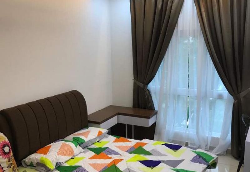 Seasons Luxury Apartments @ Amara Larkin