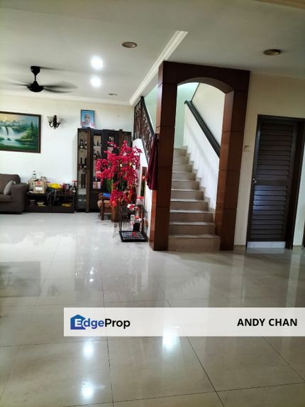 Taman molek 2 storey Terrace , Johor, Johor Bahru