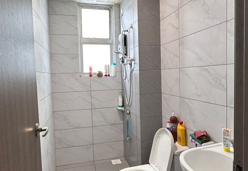 SKS Habitat Apartment, Larkin