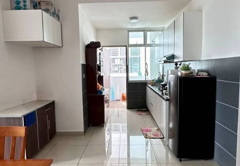 SKS Habitat Apartment, Larkin