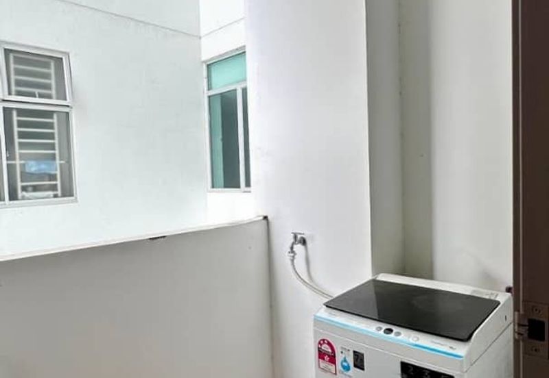 SKS Habitat Apartment, Larkin