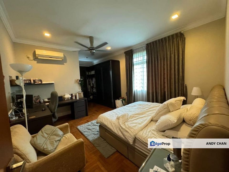 Redang Villa @ Taman Molek semi d unit, Johor, Johor Bahru