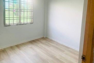 Sri Intan (Bandar Seri Alam)