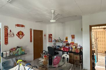 Sri Intan (Bandar Seri Alam)