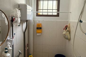 Sri Intan (Bandar Seri Alam)