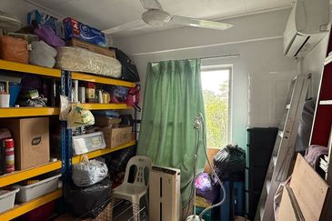 Sri Intan (Bandar Seri Alam)