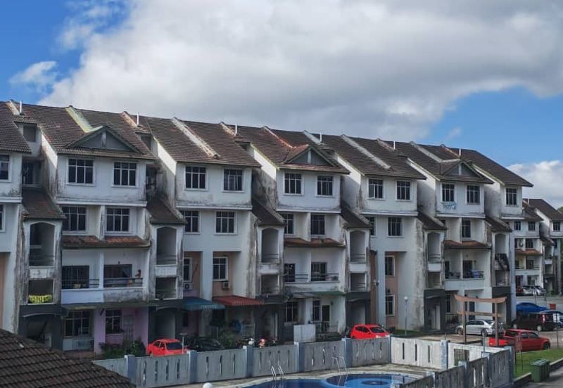 Summer Park Townhouse (Pangsapuri Alam Jaya), Bandar Baru Seri Alam