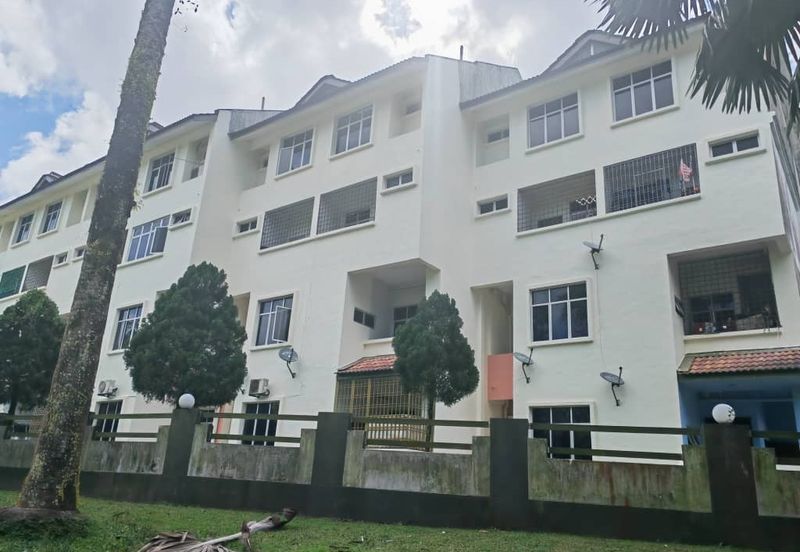 Summer Park Townhouse (Pangsapuri Alam Jaya), Bandar Baru Seri Alam