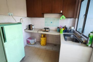 Summer Park Townhouse (Pangsapuri Alam Jaya), Bandar Baru Seri Alam