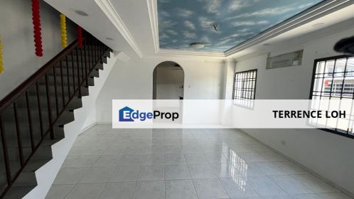 Highly sought after terrace at matured area, Johor, Johor Bahru