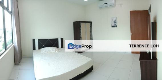 Walking distance to commercials and bus service to SG, Johor, Johor Bahru