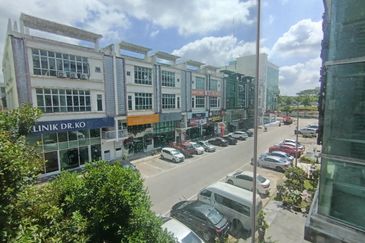 1st floor at Pusat Perdagangan Danga Utama