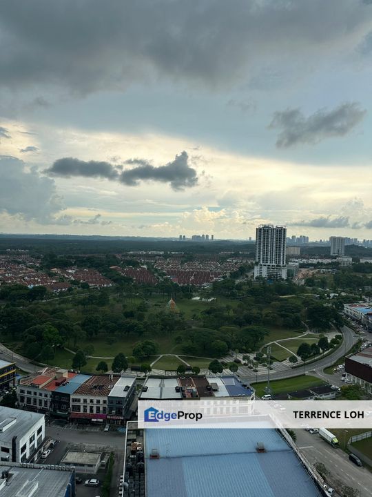 Large built up unit at prime location, Johor, Johor Bahru