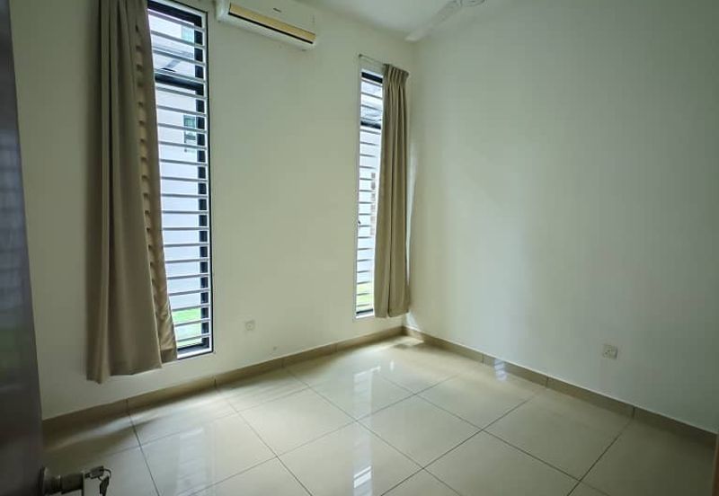 Austin Residence @Taman Mount Austin