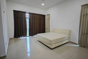 Austin Residence @Taman Mount Austin