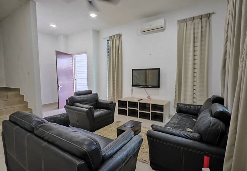 Austin Residence @Taman Mount Austin