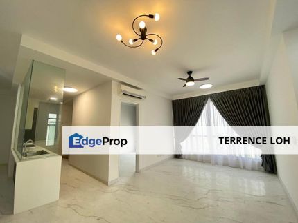 Located at the heart of JB downtown, good access to CIQ, Johor, Johor Bahru