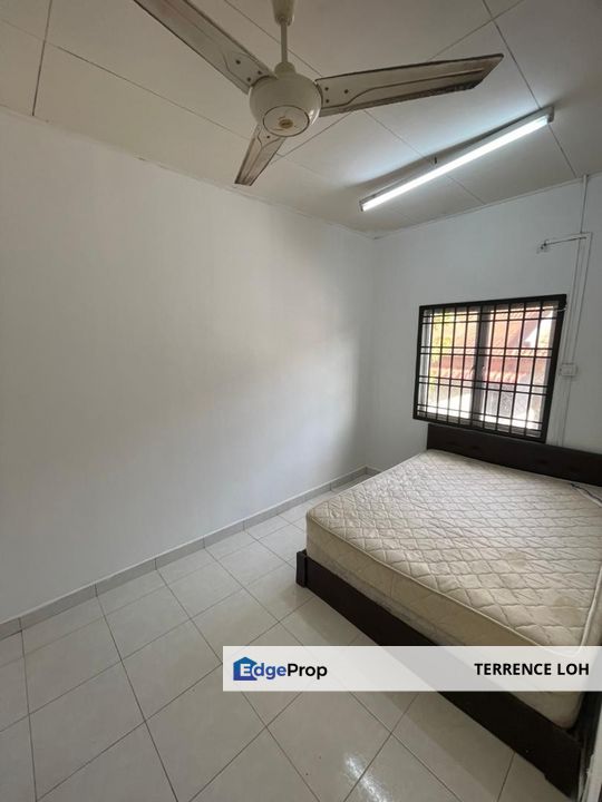 Well renovated 1.5 storey terrace house, Johor, Masai