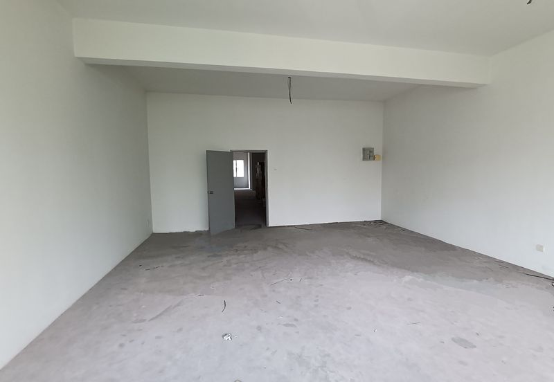 1st floor at Pusat Perdagangan Danga Utama