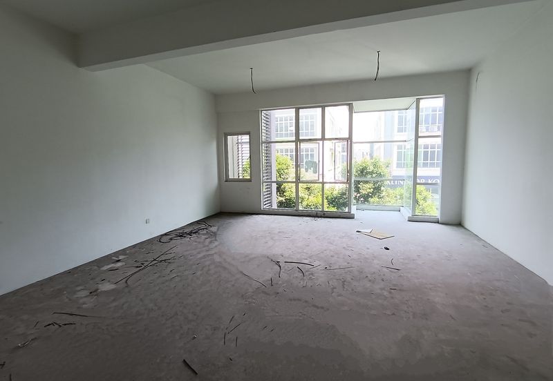 1st floor at Pusat Perdagangan Danga Utama