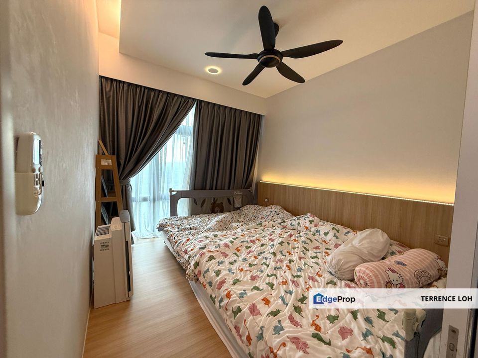 Beautifully renovated unit with good access to highways, Johor, Johor Bahru