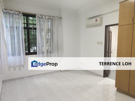 One of a kind with large built up and affordable rental, Johor, Johor Bahru