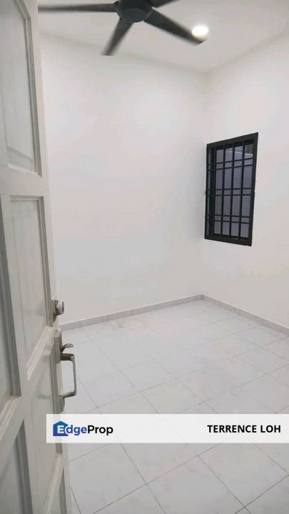 Tastefully renovated single storey with affordable selling price, Johor, Skudai