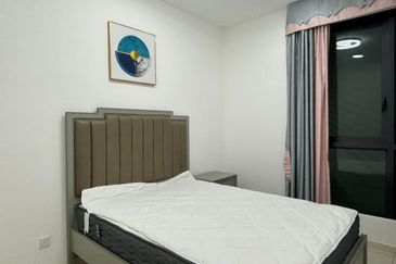 The M @ Medini Macrolink