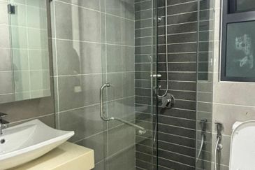 The M @ Medini Macrolink