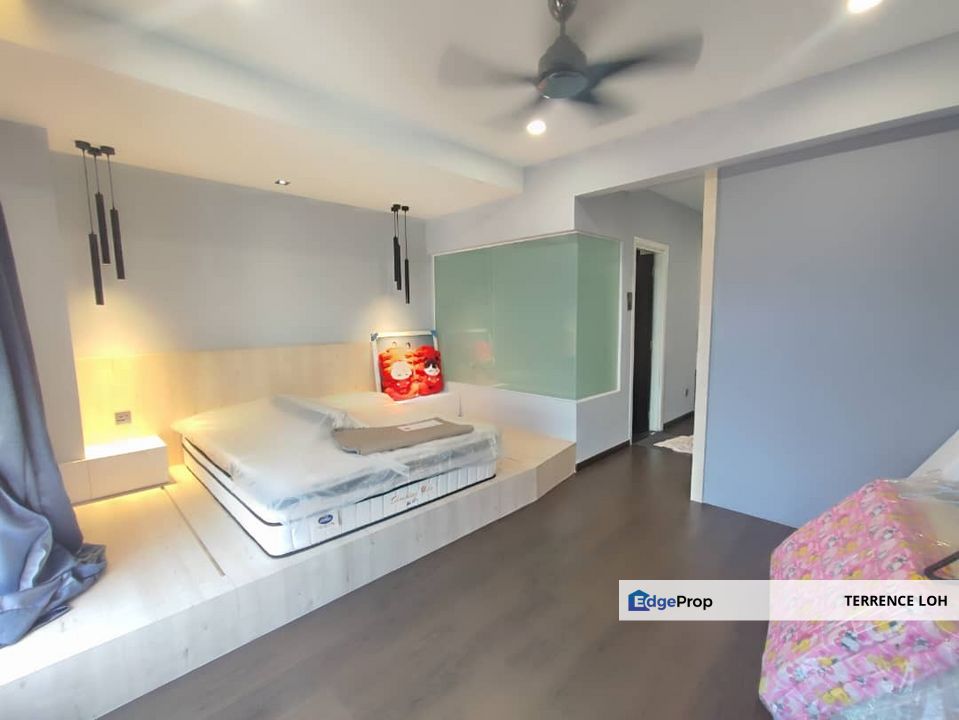 Duplex unit with walking distance to CIQ, Johor, Johor Bahru