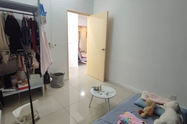 Dedaun Hijau (Greenfield Regency)