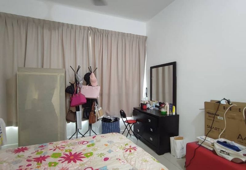 Dedaun Hijau (Greenfield Regency)