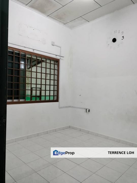 Highly sought after single storey at CIty of Knowledge, Johor, Pasir Gudang