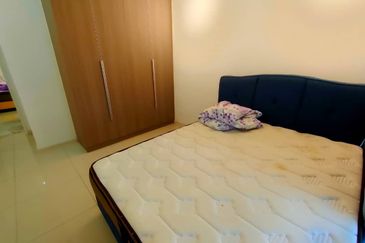 The M @ Medini Macrolink