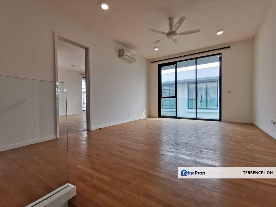 Spacious Semi-D living in East Ledang's green sanctuary, Johor, East Ledang