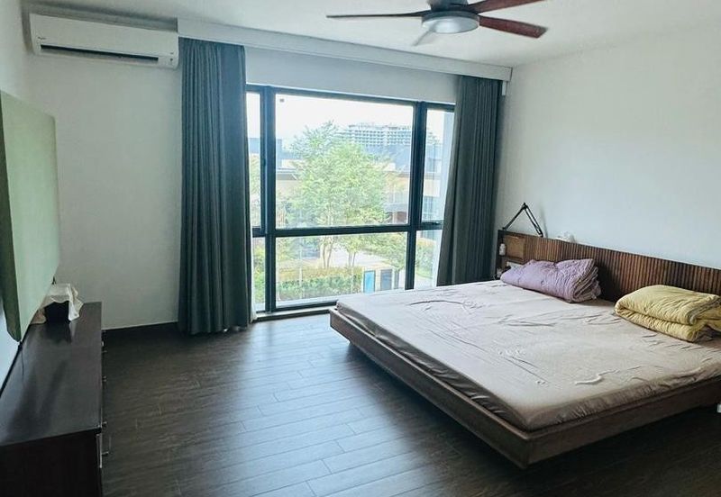 Forest City Golf Resort, Gelang Petah