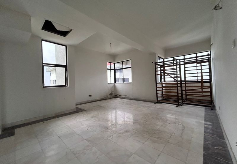 Mewah View Luxurious Apartments