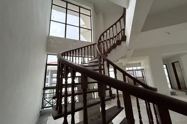 Mewah View Luxurious Apartments