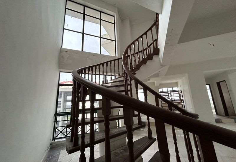 Mewah View Luxurious Apartments