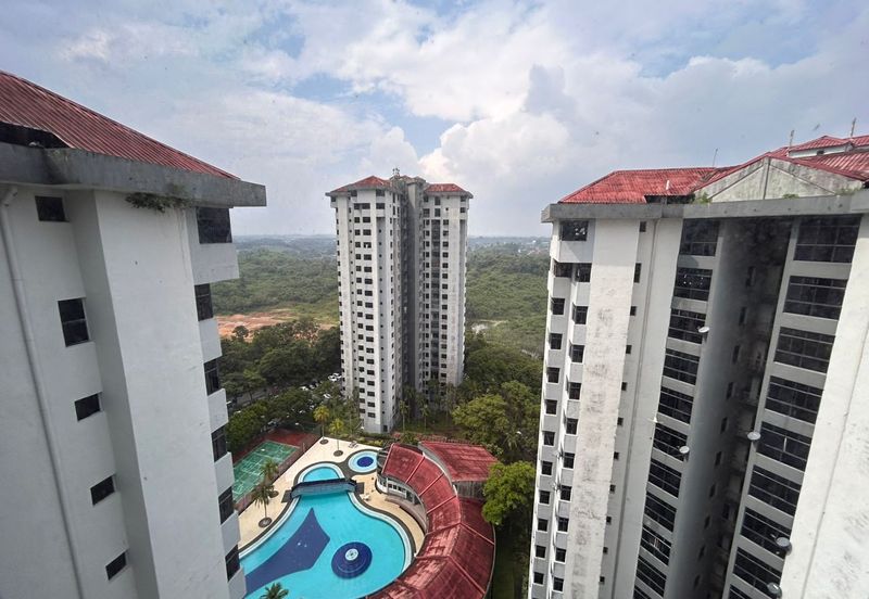 Mewah View Luxurious Apartments